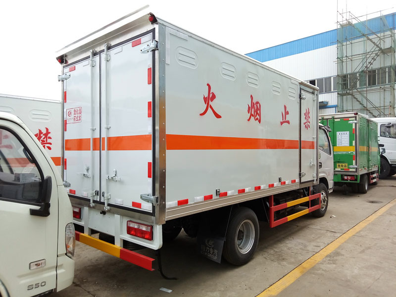 多利卡4.1米(藍牌)毒性感染性廂式車 多利卡4.1米(藍牌)毒性感染性廂式車