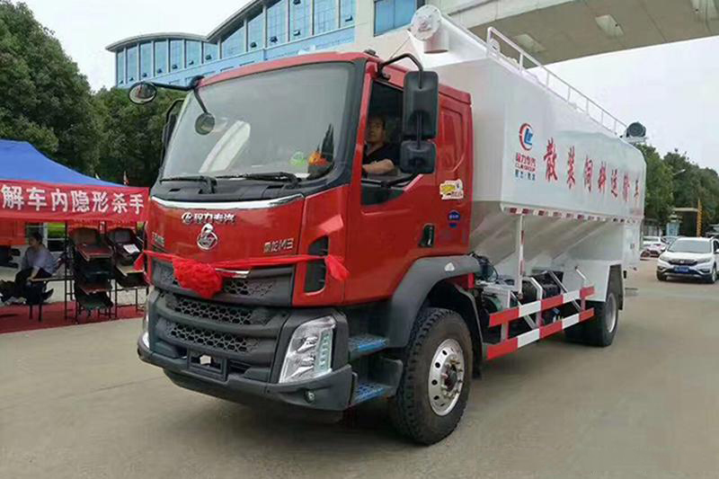 柳汽乘龍散裝飼料運輸車 柳汽乘龍散裝飼料運輸車