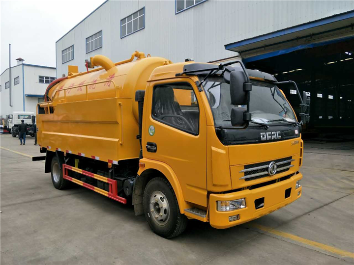 東風大多利卡清洗吸污車 東風大多利卡清洗吸污車