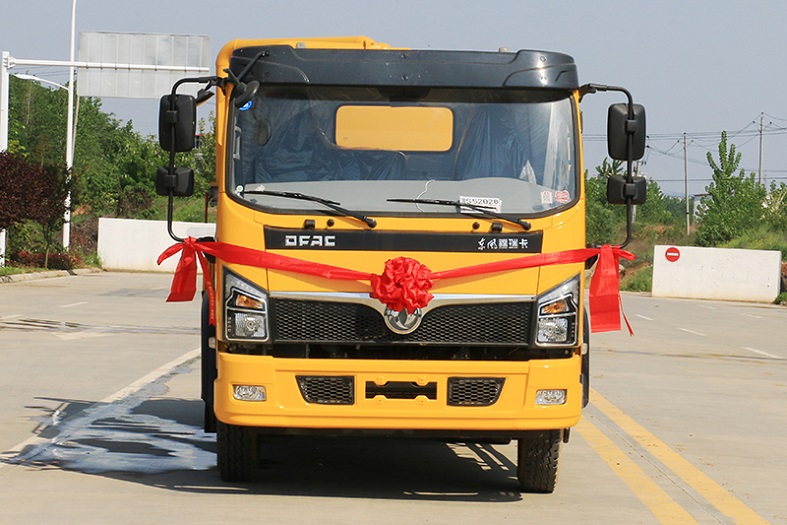 東風大多利卡一體式10方清洗吸污車國六 東風大多利卡一體式10方清洗吸污車國六