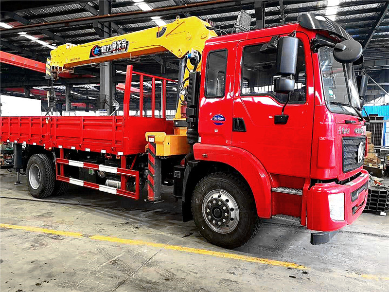 東風(fēng)錦程單橋8噸隨車吊 東風(fēng)錦程單橋8噸隨車吊