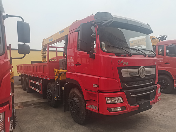 東風(fēng)暢行D7國(guó)六前四后八上裝徐工M系列14噸4節(jié)臂