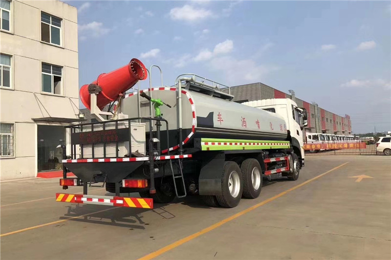 東風(fēng)天龍后八輪20噸噴霧車，國六綠化噴灑車