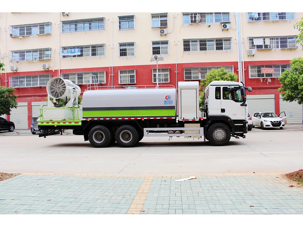 重汽汕德卡后雙橋抑塵車國六16立方/50-120米霧炮 重汽汕德卡后雙橋抑塵車國六16立方/50-120米霧炮