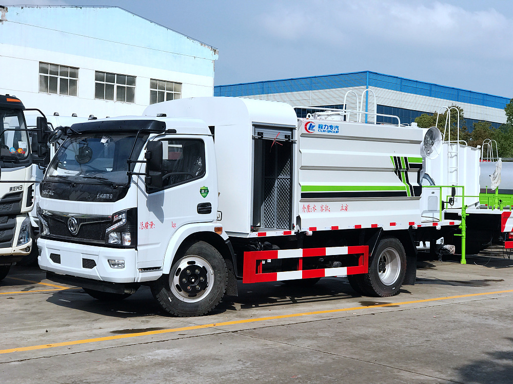 東風(fēng)凱普特多功能霧炮車國(guó)六6.5立方/30-60米霧炮 東風(fēng)凱普特多功能霧炮車國(guó)六6.5立方/30-60米霧炮