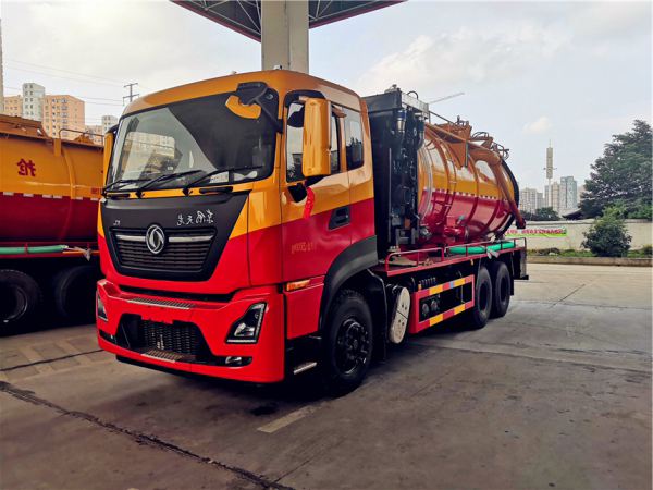 天龍后八輪清洗吸污車 天龍后八輪清洗吸污車