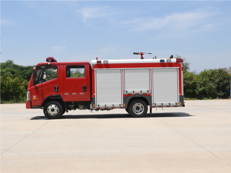 福田2.5噸水罐消防車(chē)